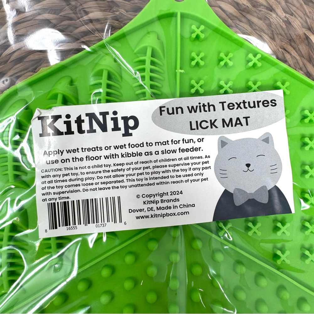 KITNIP lick mat, NWT - Picture 3 of 4